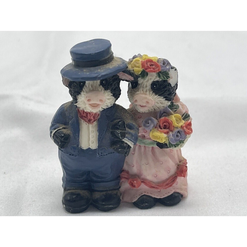 RARE Young's Bride & Groom Cow & Bull RESIN